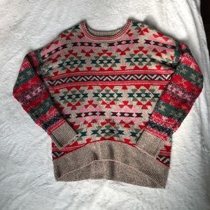 Retro style crew neck sweater